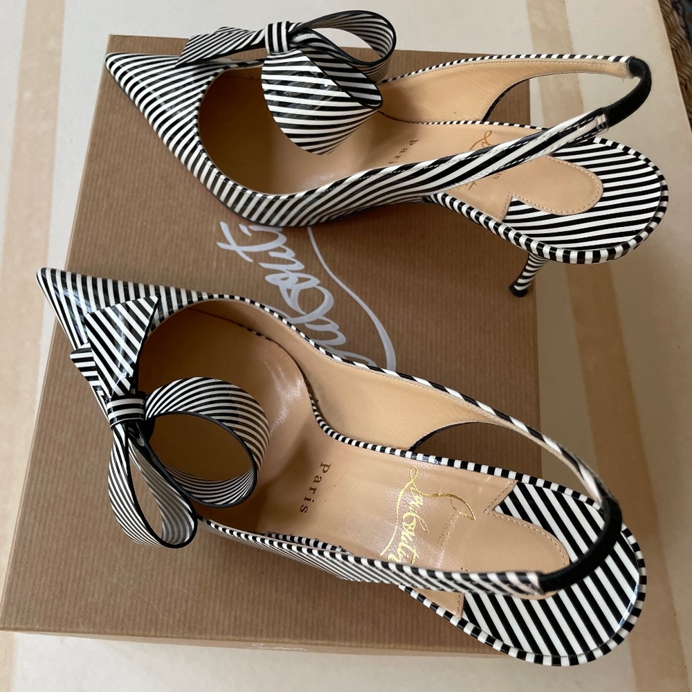 Christian Louboutin  Clare Nodo Heels - Picture 6 of 6